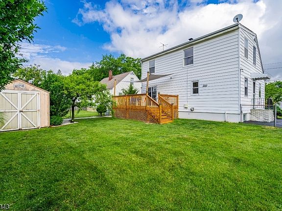 5th image of 1601 Raritan Rd