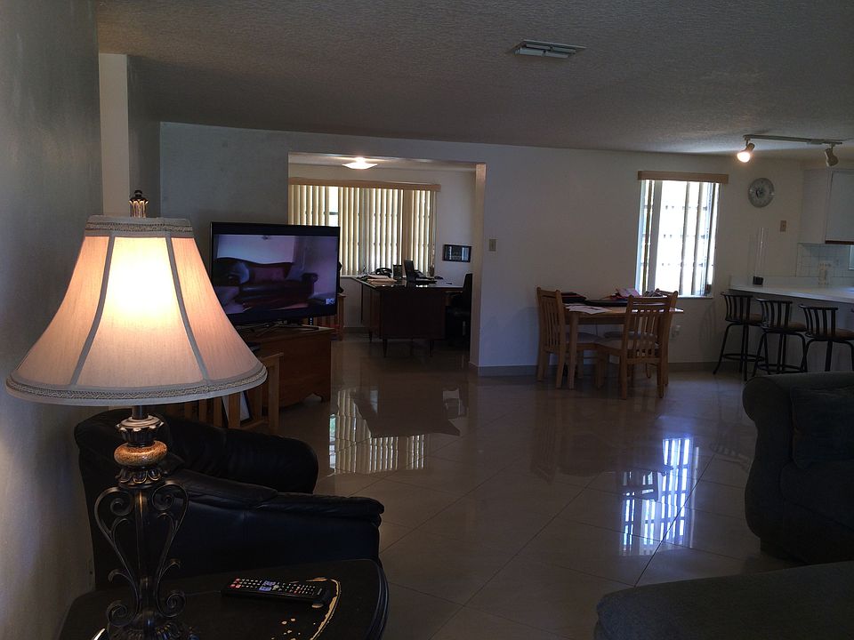 1st image of 2122 Shannon Dr