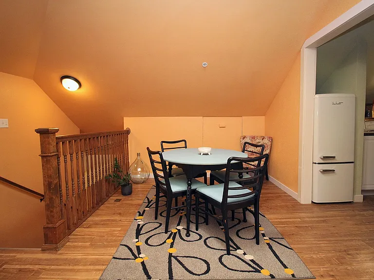 4033 SE Hawthorne Blvd #A-B — Photo 16