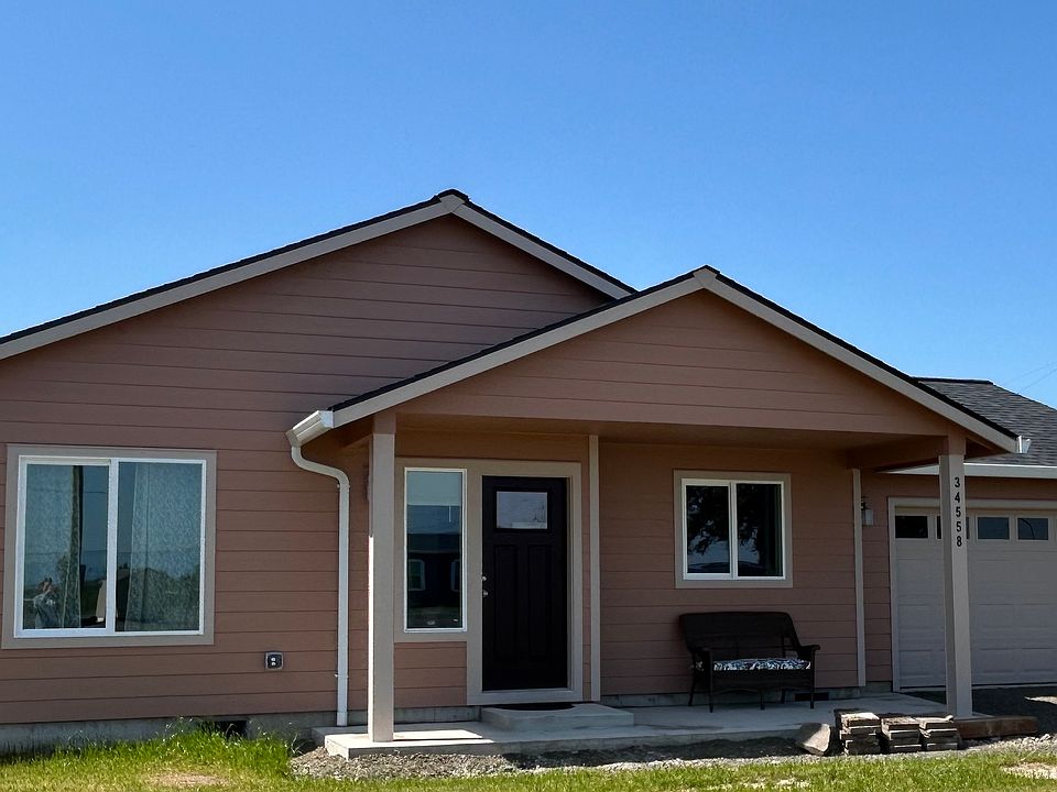 Country Rose House- exterior