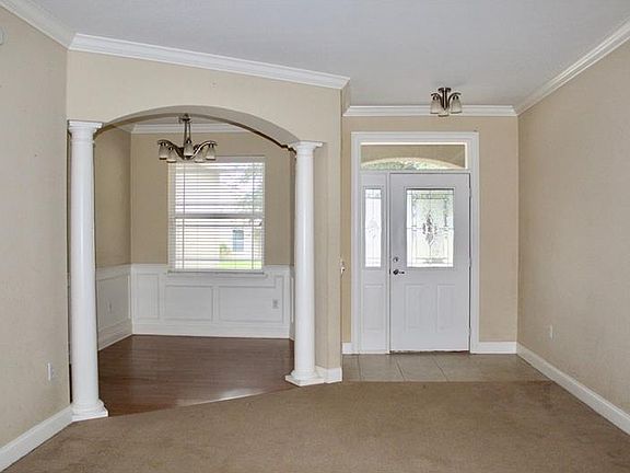 2nd image of 1855 Saddlewood Dr