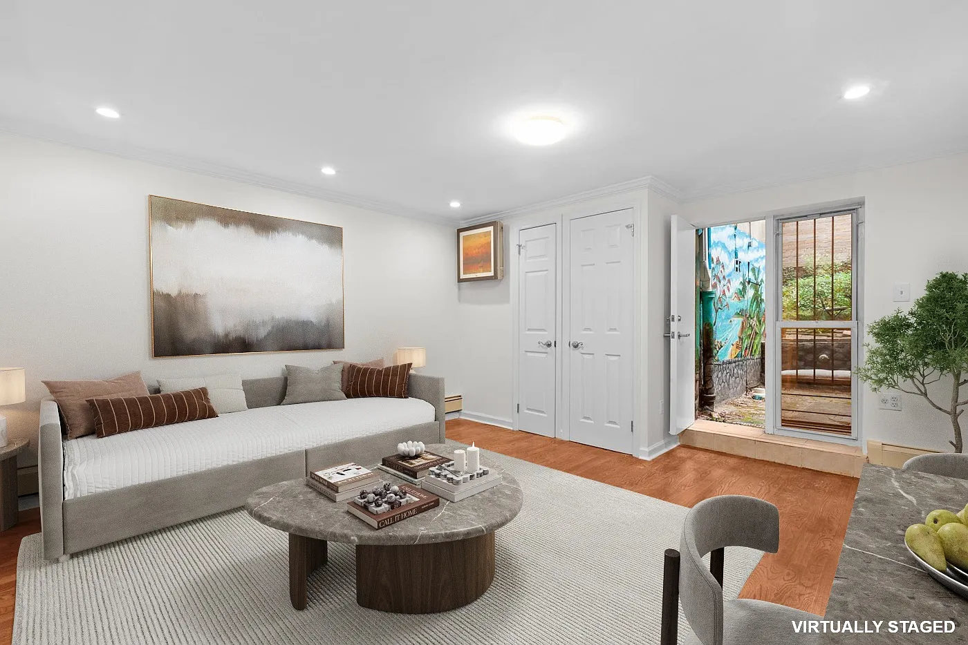 32 Hamilton Terrace — Photo 3