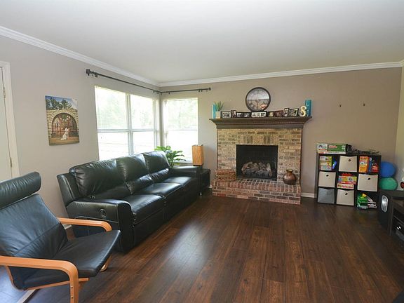5th image of 8939 Hialeah Dr