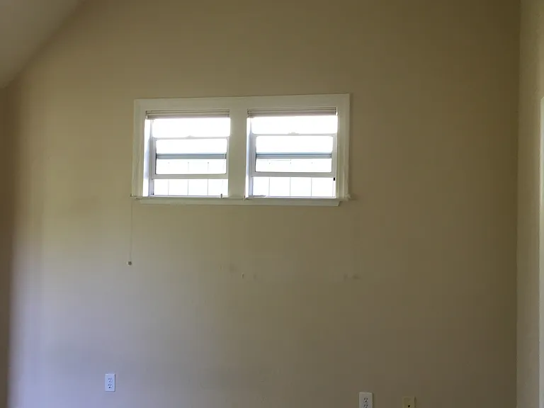 134 Walti St — Photo 25