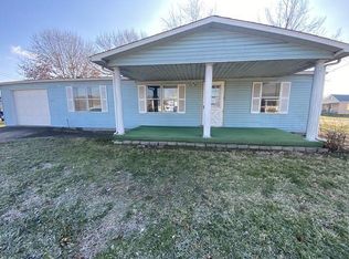 312 Stewart Ave, Worthington, KY 41183