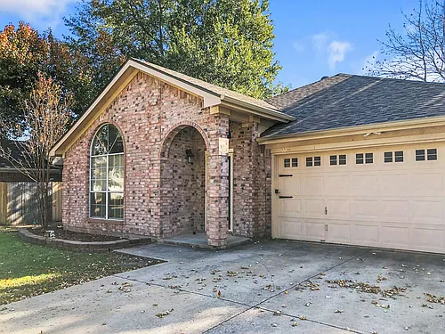 2706 Monthaven Dr Photo 1