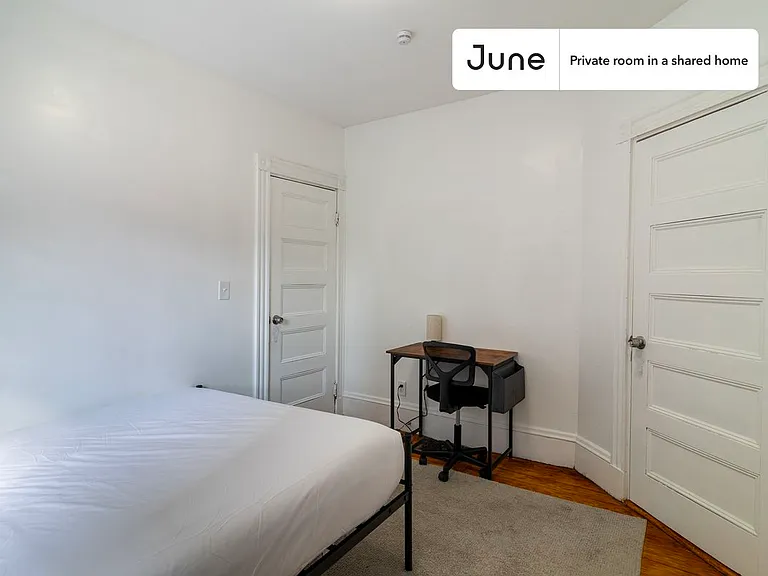 19 Harvest St #A — Photo 2