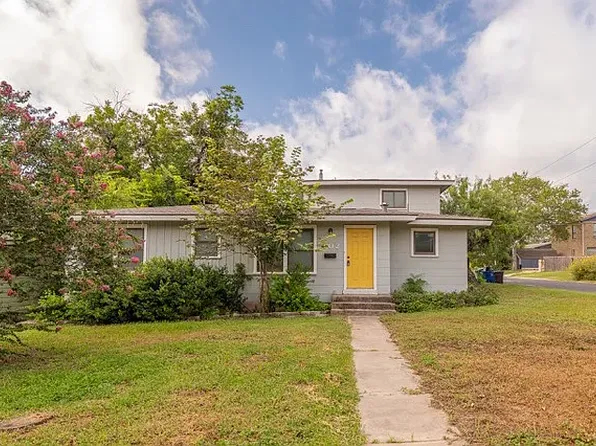 402 Blakeley Dr, San Antonio, TX 78209