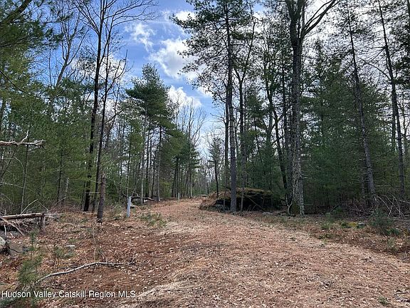 5th image of 701 Lapla Road