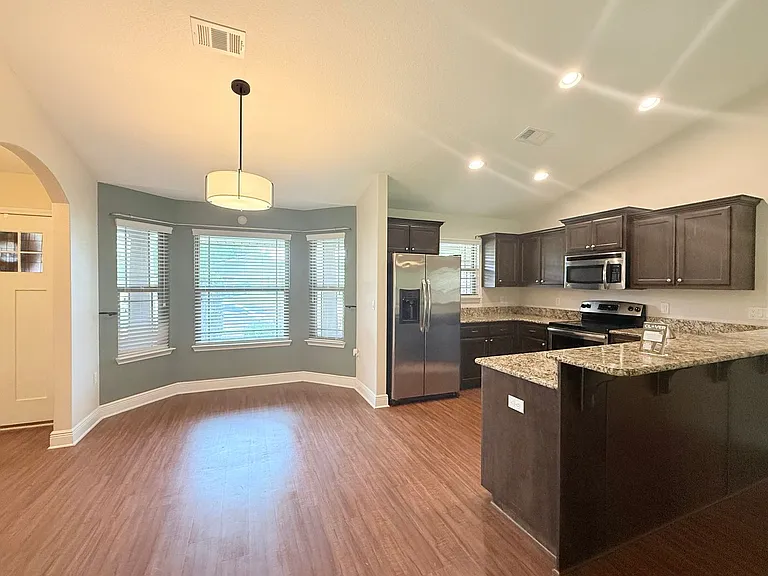 5227 English Oak Dr — Photo 3