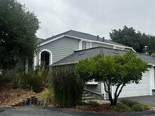 736 Hillside Dr Photo 1