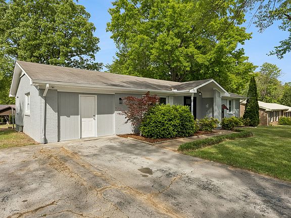5th image of 1612 Whippoorwill Dr