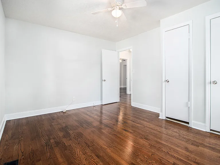 1686 Derrill Dr — Photo 18