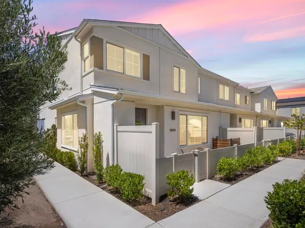 35103 Vine Pl, Fallbrook, CA 92028