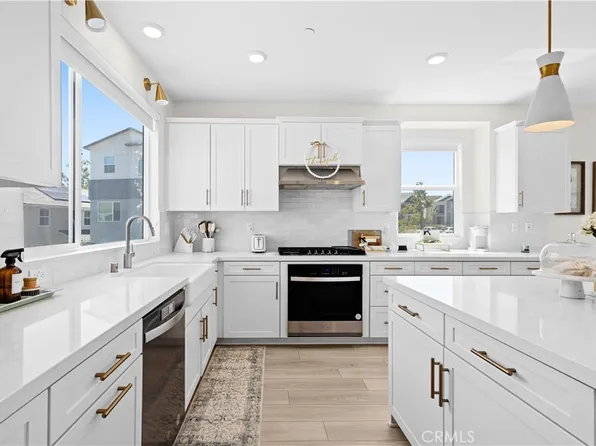 27553 Sanctuary Ct, Stevenson Ranch, CA 91381