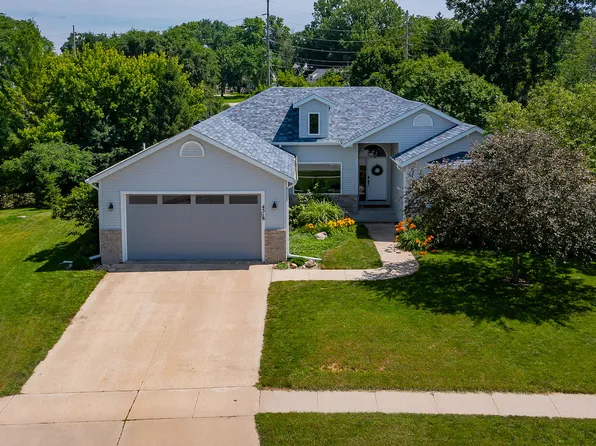 4518 Hemingway Dr, Ames, IA 50014