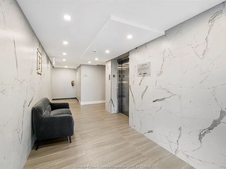 480 Fairview Blvd #205 — Photo 16