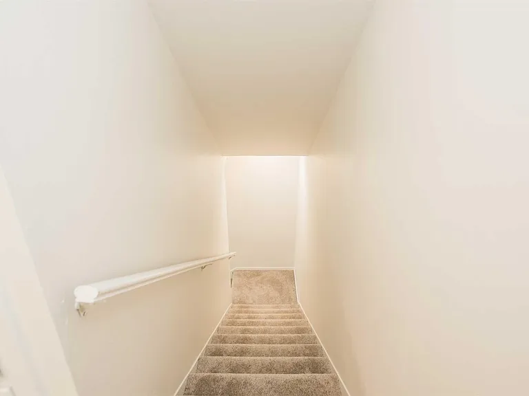 4157 Lucas Ct — Photo 7