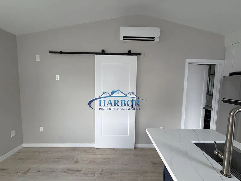 1 bed, 1.0 bath, $1,875 — Photo 3