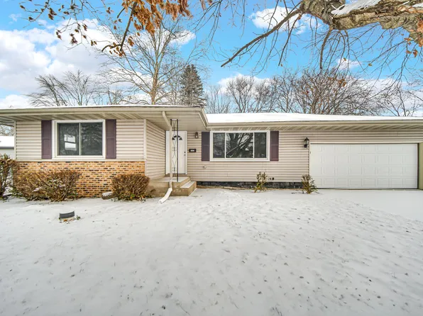 3002 McAfee Ct, Hobart, IN 46342