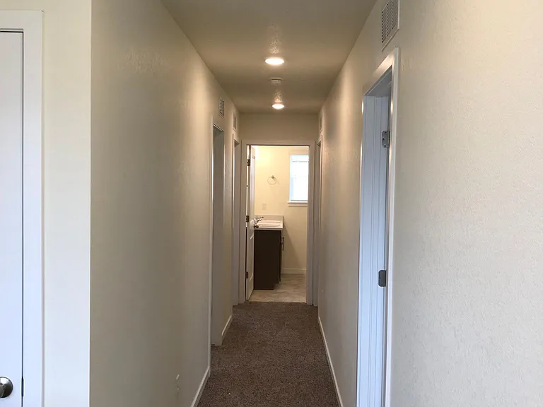 867 N Quatar St — Photo 6