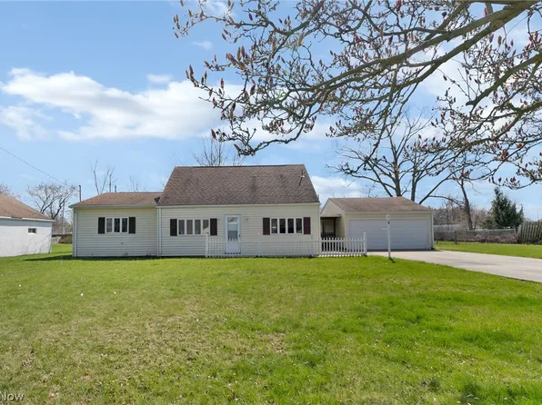 329 Forest Ave, North Lima, OH 44452