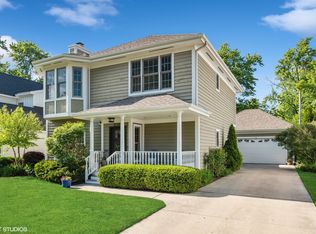 2320 Illinois Rd, Northbrook, IL 60062