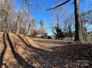 430 Laurel Heights Ln, Tryon, NC 28782