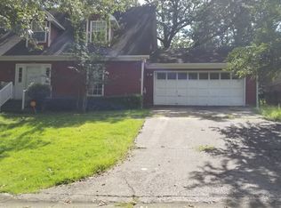 812 Regal Dr, N Little Rock, AR 72118