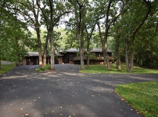 W331S5186 Hood Pkwy, North Prairie, WI 53153