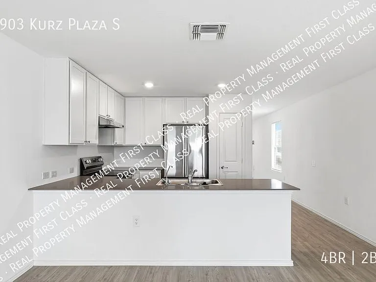 3903 Kurz Plz — Photo 7