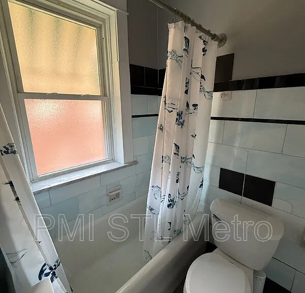 3668A Wilmington Ave — Photo 6