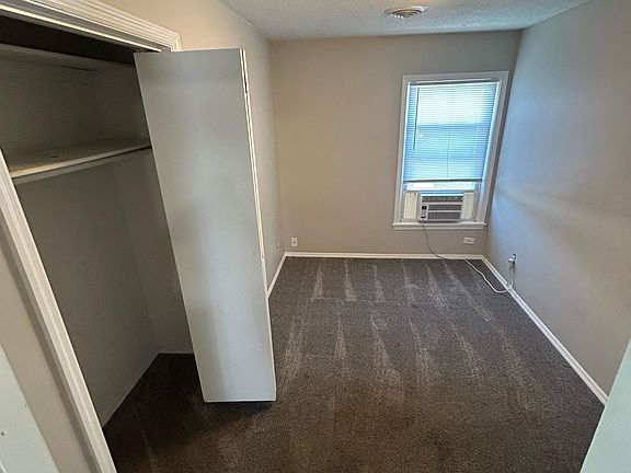 5th image of 103 E Sangamon St #4