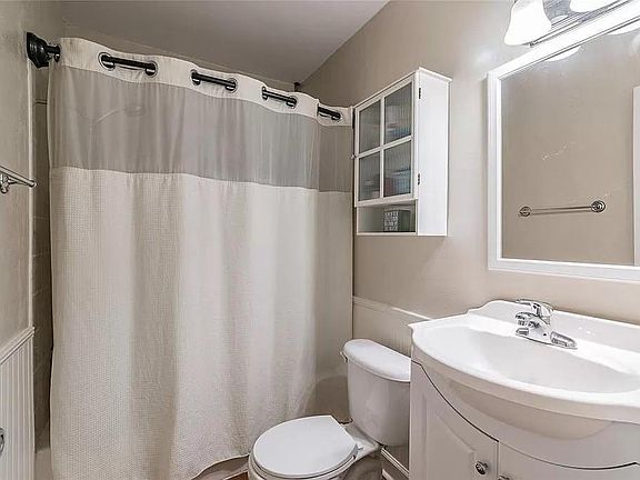 5th image of 7510 Camarina Calle #7510