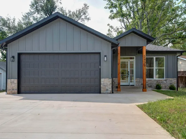 2930 W Olive Street, Springfield, MO 65802