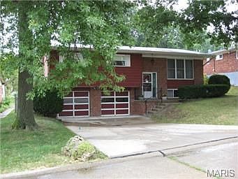 2nd image of 8620 Carriage Way Dr