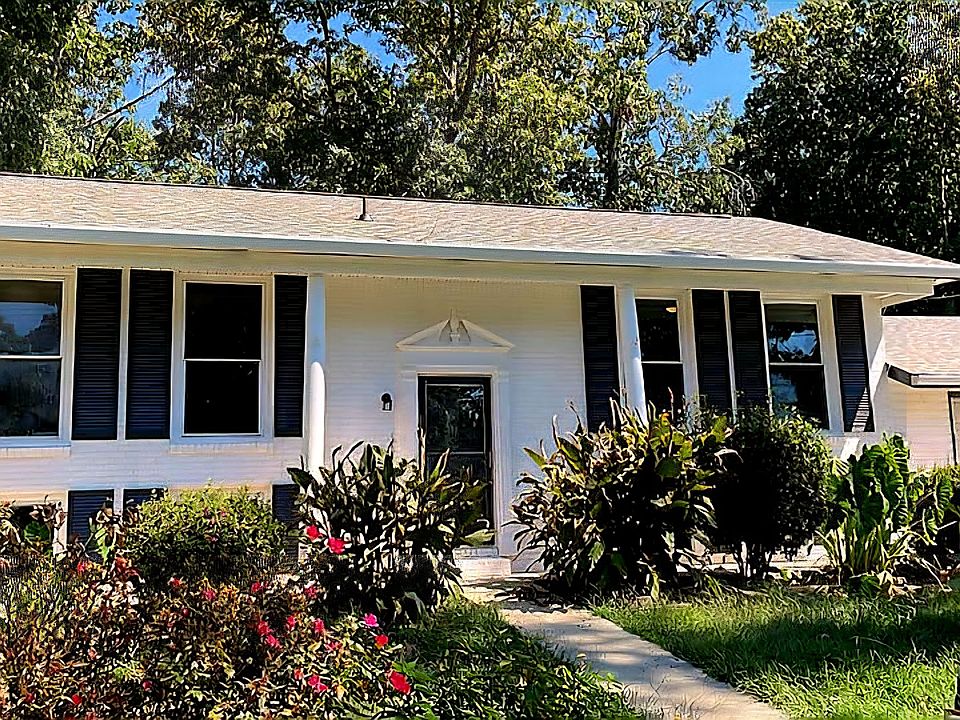 1st image of 4095 Brookwood Dr