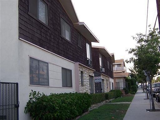 1st image of 1727 Obispo Ave APT 1