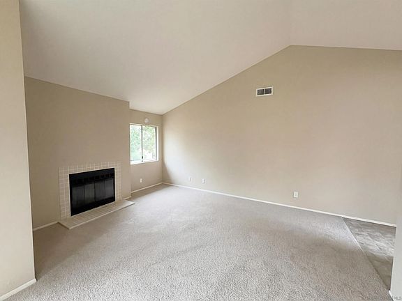 3rd image of 11231 Avenida De Los Lobos Unit H
