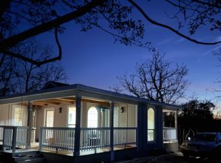 802 Lakeview Ln, Somerville, TX 77879