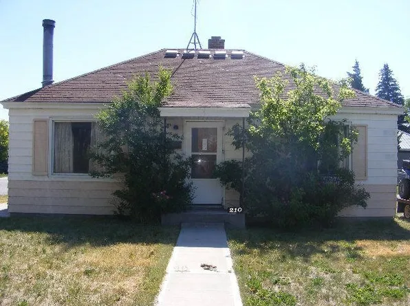 210 Wadsworth Dr, Idaho Falls, ID 83402