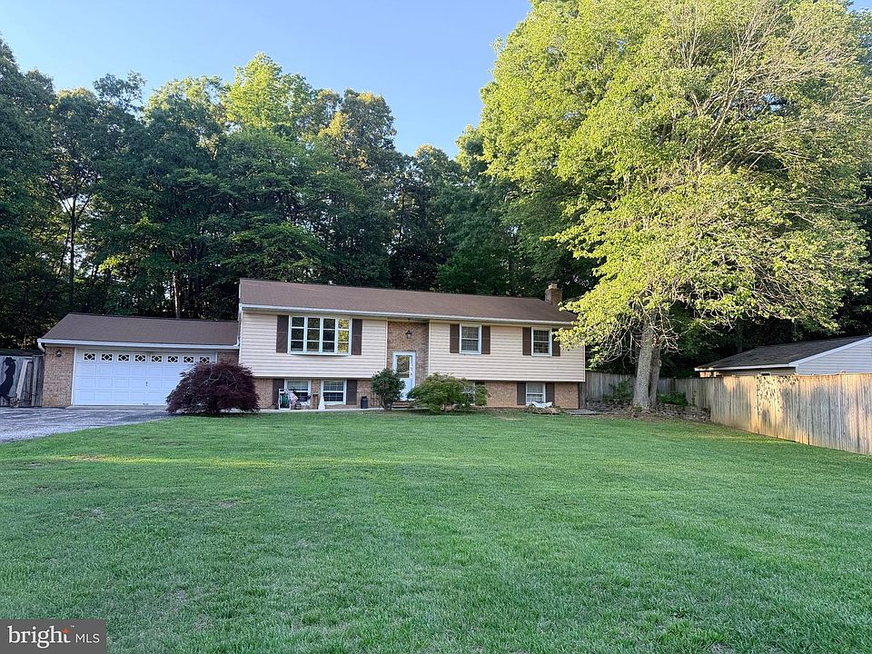 1st image of 9264 East Ct