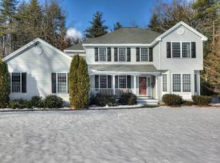 17 Hadley Dr, Nashua, NH 03062