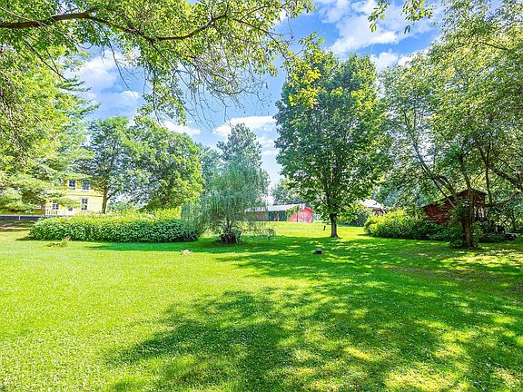 3rd image of E2044 770th Ave