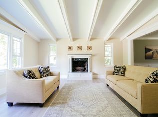 1 Glen Dr, Voorhees, NJ 08043