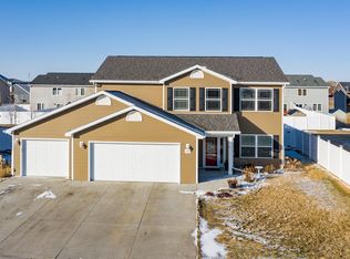 3106 Dortmund Dr, Bismarck, ND 58504