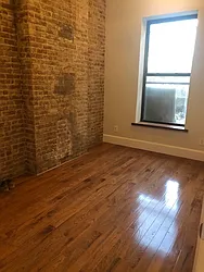 Rented by Alexander Bilu, LREB