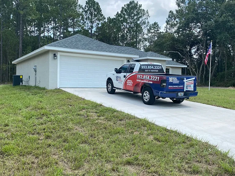 13073 SW 76th Ct — Photo 2