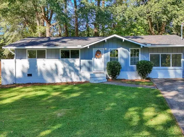 2518 Carolyn Dr SE, Smyrna, GA 30080