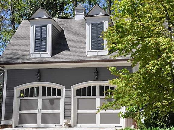 2nd image of 1089 Glenwood Dr